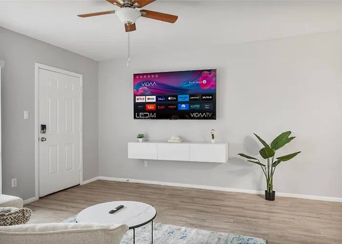 Cozy 1br Pad With Pool&free Parking *