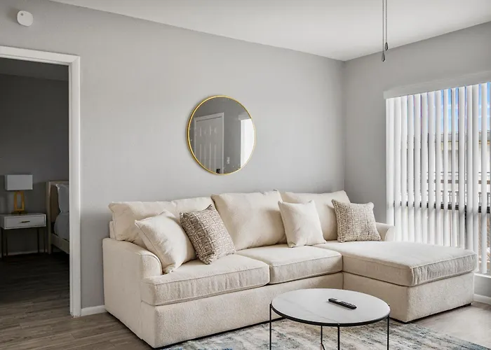 Cozy 1br Pad With Pool&free Parking *